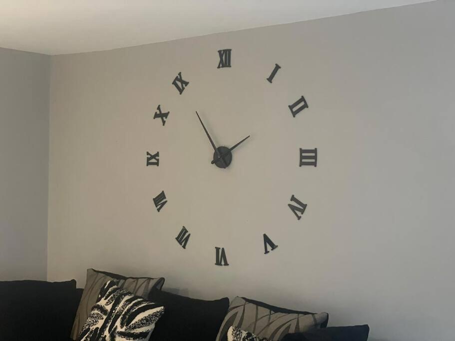 Rivendell Modern 2 Bedroom Apartment In St Peters Village Sleeps 6 Broadstairs Exterior foto