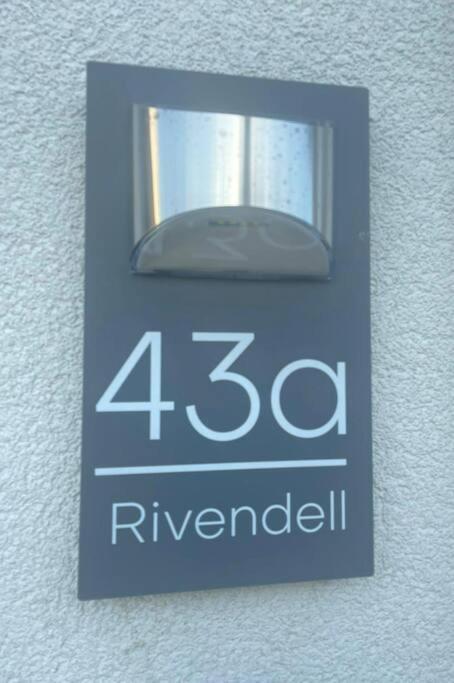 Rivendell Modern 2 Bedroom Apartment In St Peters Village Sleeps 6 Broadstairs Exterior foto